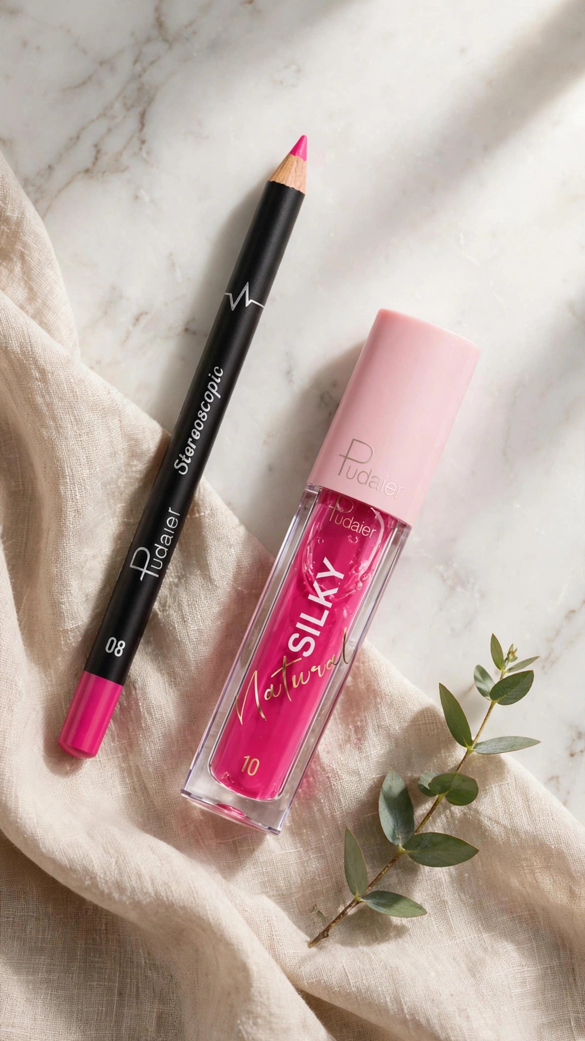 2-in-1 Lip Liner & Lip Gloss Set – Moisturising, Waterproof & Smudge-Proof