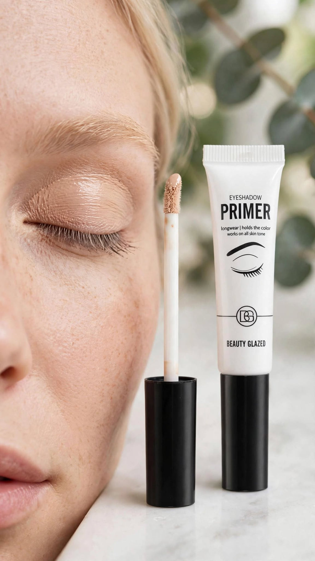 Long-Lasting Eyeshadow Primer – No Creasing, Smudge-Proof Eye Makeup Base