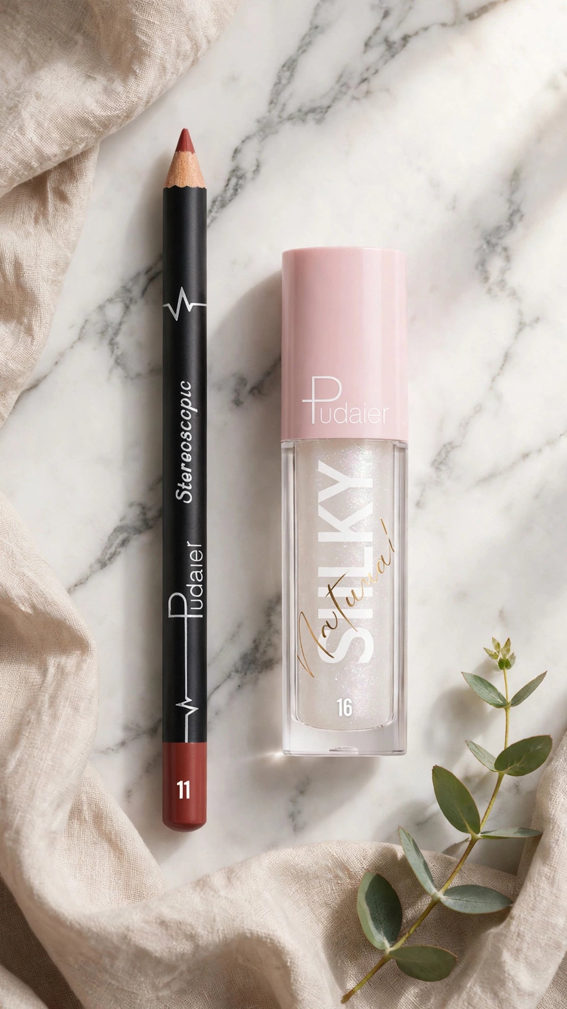 2-in-1 Lip Liner & Lip Gloss Set – Moisturising, Waterproof & Smudge-Proof