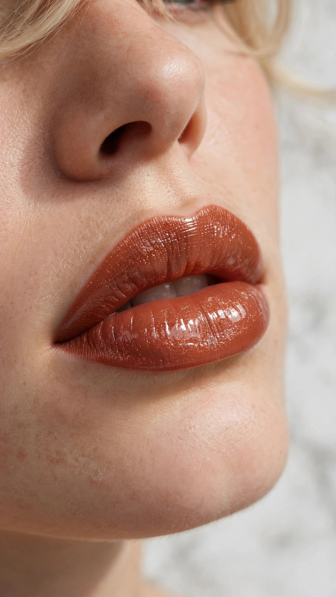 Plumping Melting Lip Balm – Volumising, High Gloss & Ultra Hydrating
