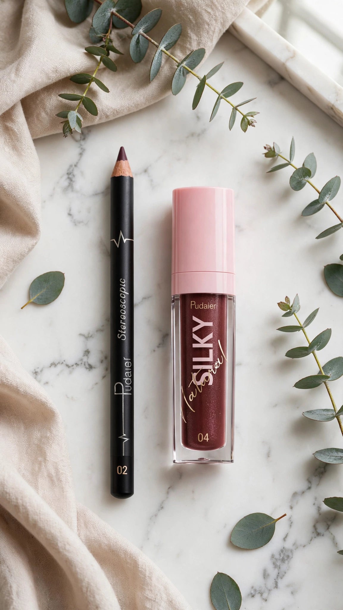 2-in-1 Lip Liner & Lip Gloss Set – Moisturising, Waterproof & Smudge-Proof