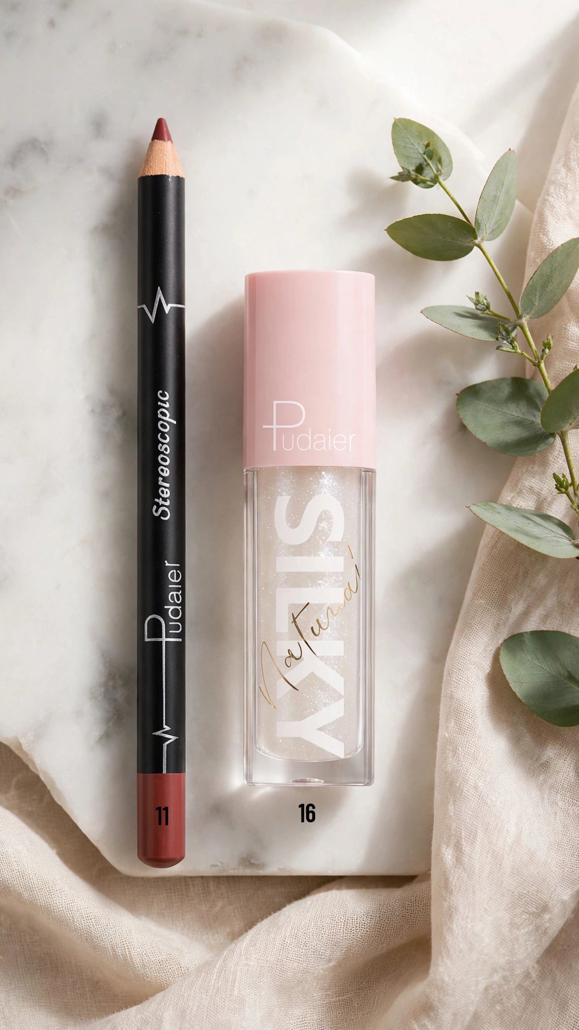 2-in-1 Lip Liner & Lip Gloss Set – Moisturising, Waterproof & Smudge-Proof
